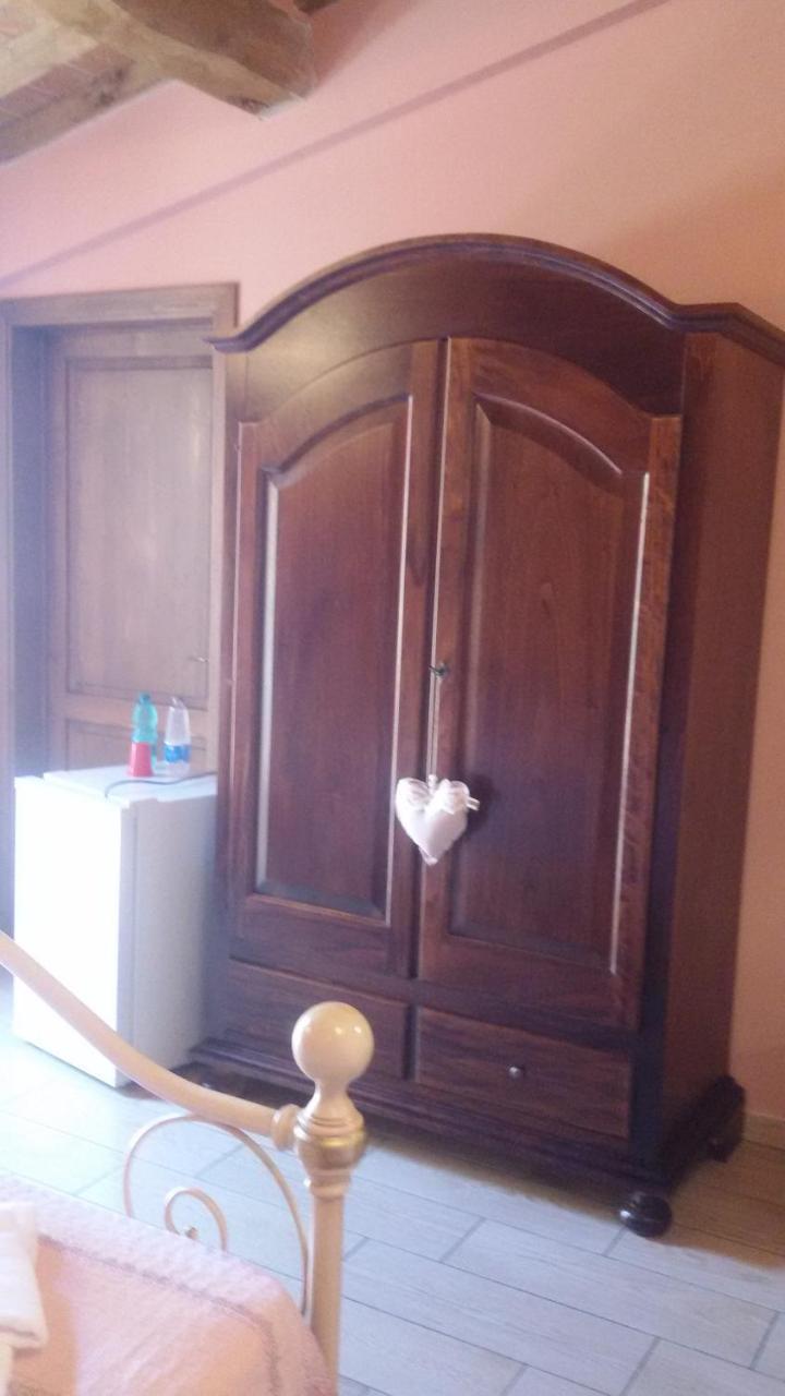 מונטסקודאיו Le Camere Di Nonna Mara מראה חיצוני תמונה